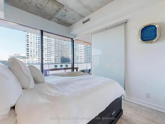 Additional image 25 of 11 Charlotte St Unit 1706