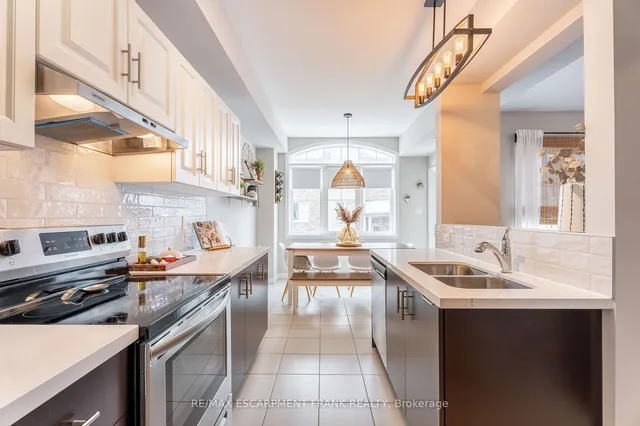 Additional image 24 of 8 Birot Lane