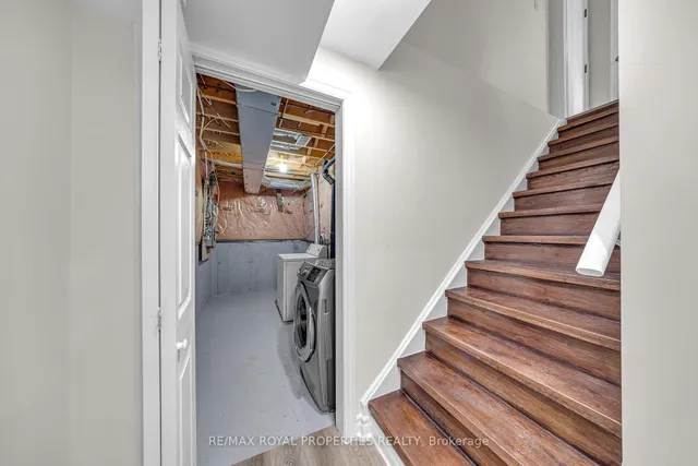 Additional image 35 of 19 Grosbeak Cres