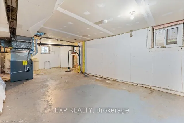 Additional image 32 of 85 Chestnut St