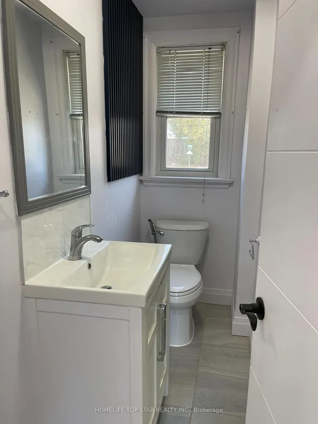 Additional image 12 of 35 Wolcott Ave