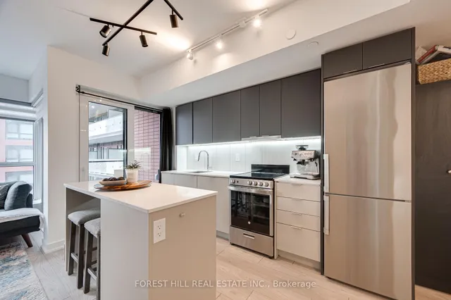 Additional image 5 of 8 Tippett Rd Unit 411