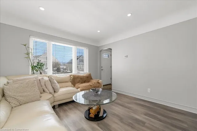 Additional image 5 of 242 East 27th St