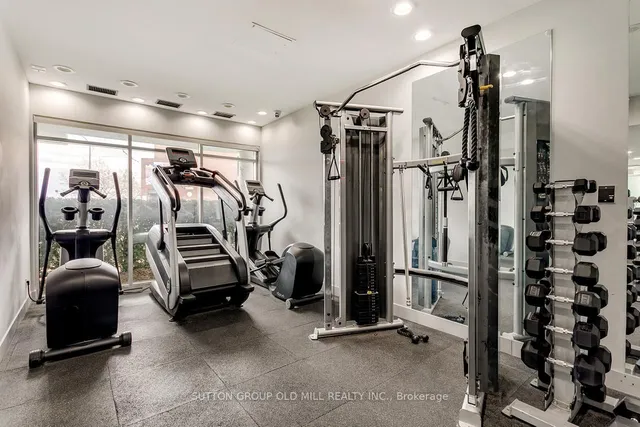 Additional image 31 of 600 Queens Quay Unit 606