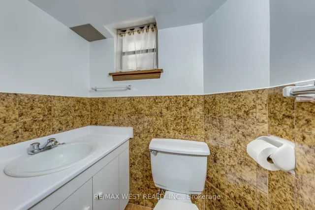 Additional image 31 of 66 Prince Charles Dr