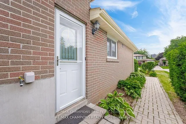 Additional image 26 of 53 Beechwood Cres