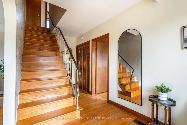 Additional image 4 of 147 LLOYMINN Ave