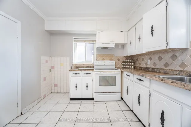 Additional image 10 of 483 Valermo Dr