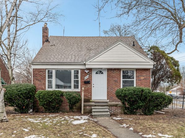 18900 Edgefield St, Detroit, MI 48236