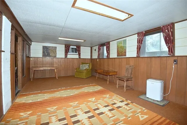 Additional image 27 of 20 Lorne Ave