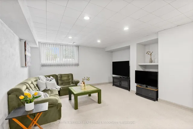 Additional image 29 of 34 Holford Cres