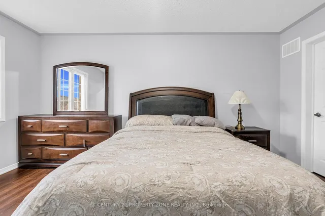 Additional image 28 of 62 Utopia Way