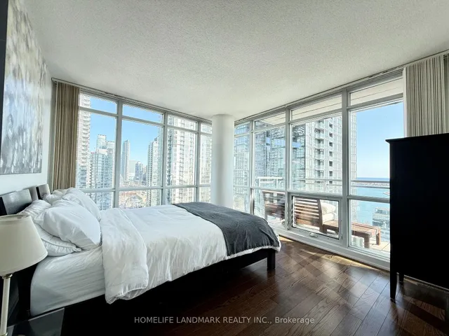 Additional image 14 of 15 Fort York Blvd Unit 2610