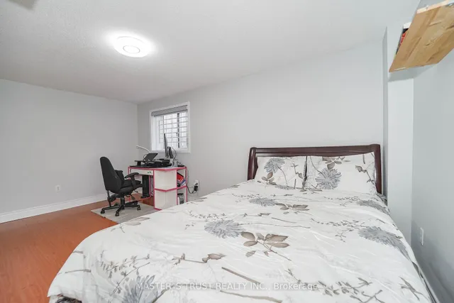 Additional image 5 of 40 Rochefort Dr