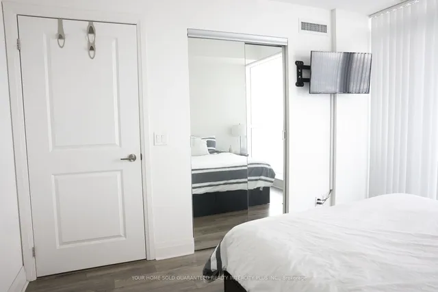 Additional image 5 of 17 Zorra St Unit 1902