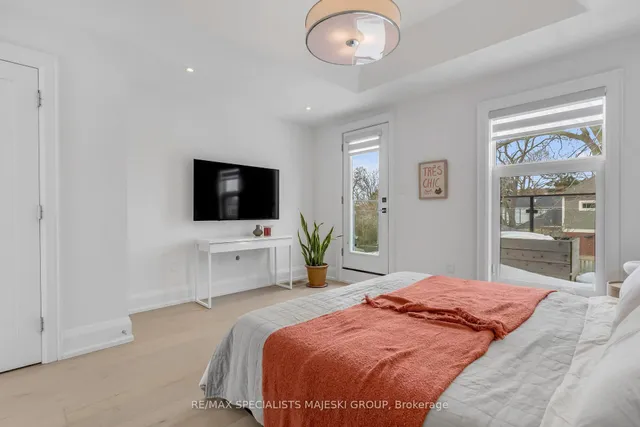 Additional image 25 of 212b Queens Ave