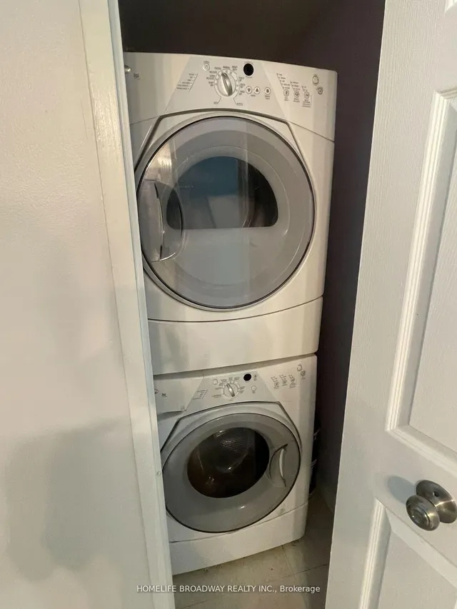 Additional image 13 of 18 Lee Centre Dr Unit 1807