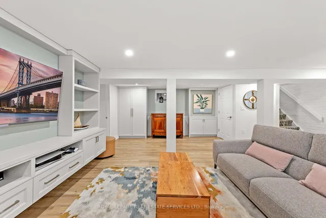 Additional image 32 of 210 Glengrove Ave