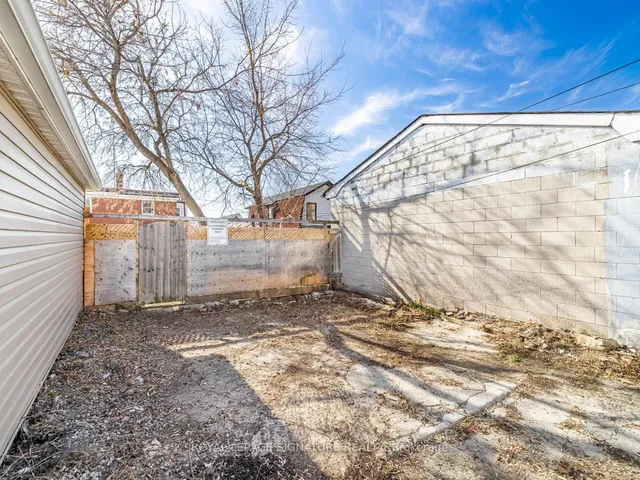 Additional image 7 of 37 Gilbert Ave