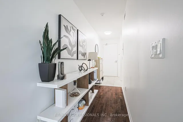 Additional image 7 of 209 Fort York Blvd Unit 469