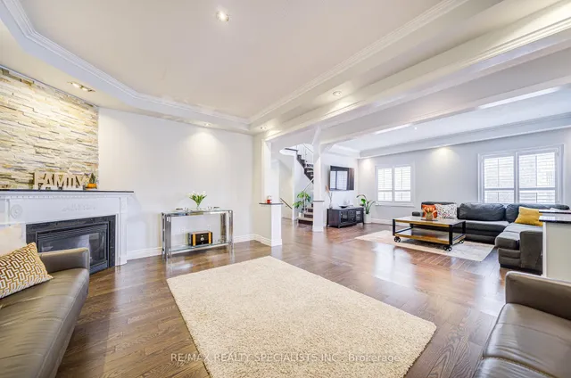 Additional image 10 of 82 Yellow Avens Blvd