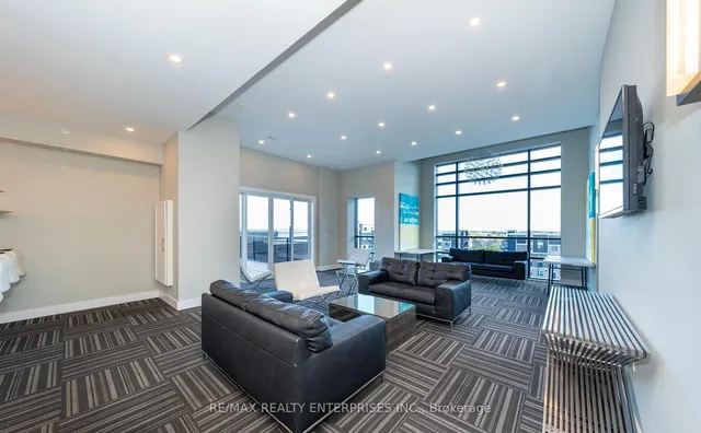 Additional image 12 of 640 Sauve St Unit 105