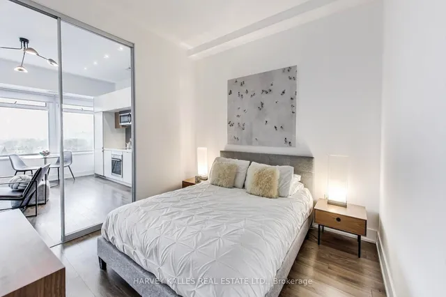 Additional image 16 of 111 St Clair Ave Unit 1025