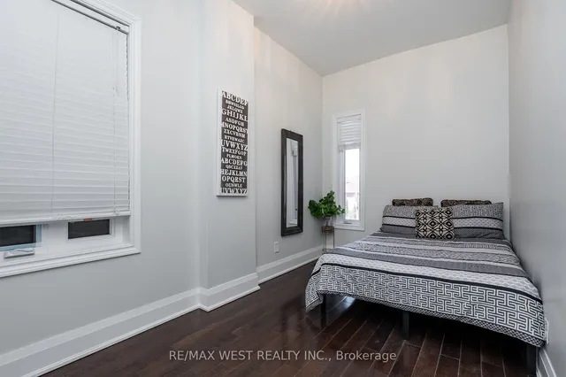 Additional image 4 of 540 Dufferin St