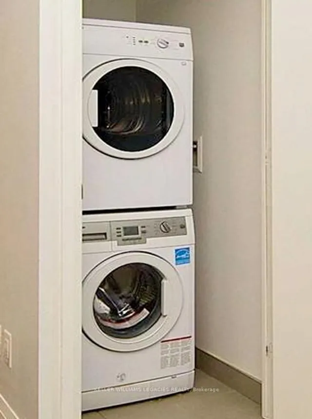 Additional image 22 of 36 Park Lawn Rd Unit 2806