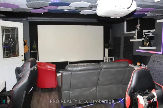 Additional image 19 of 50 Bridletowne Circ