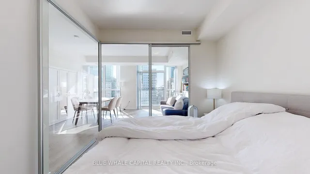 Additional image 17 of 99 John St Unit 1403