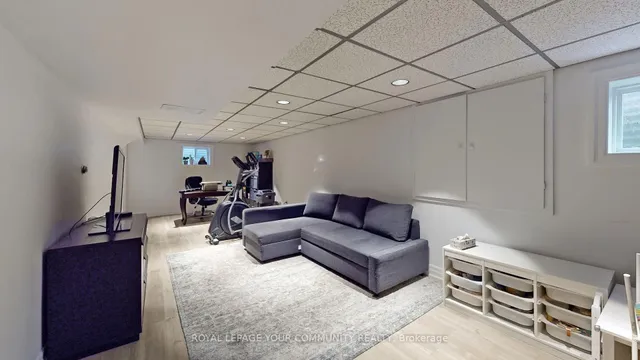 Additional image 37 of 50 Barrydale Cres