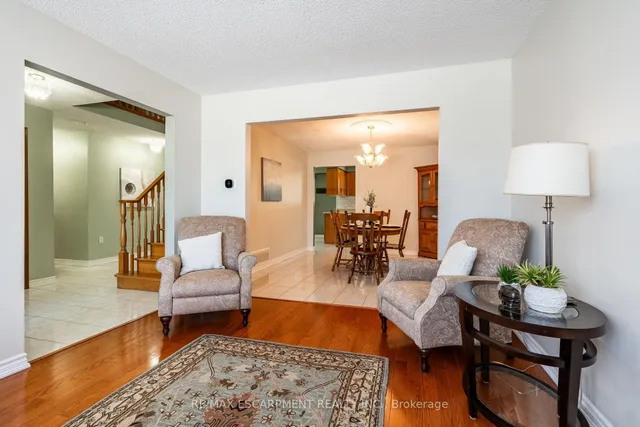 Additional image 7 of 35 Republic Ave