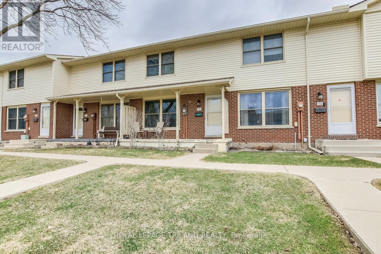 90 - 51 SHOLTO DRIVE|London South (South X), Ontario N6E2H9