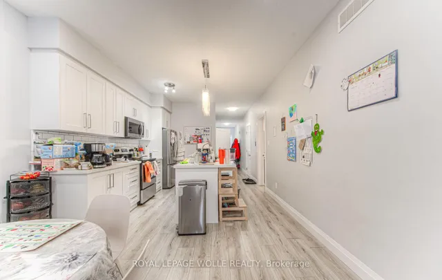 Additional image 14 of 204 Fifth Ave