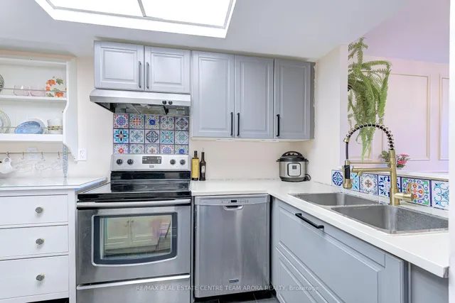 Additional image 11 of 4460 TUCANA Crt Unit 401