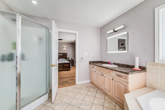 Additional image 32 of 144 Udvari Cres