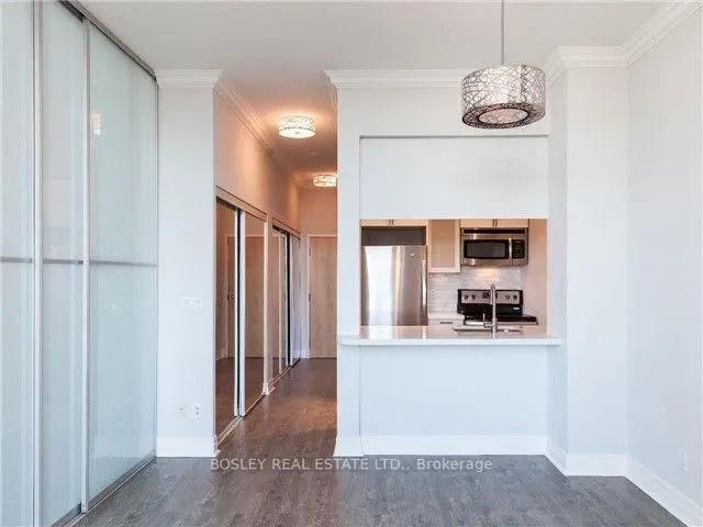 Additional image 2 of 8 Scollard St Unit PH206