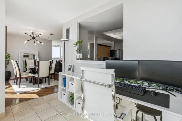 Additional image 17 of 8 Lisa St Unit PH2907