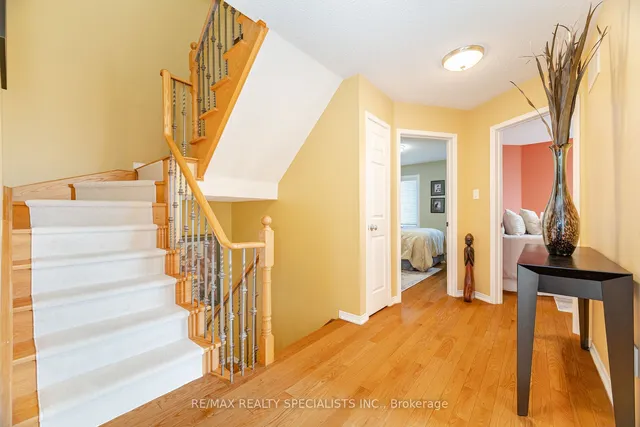 Additional image 20 of 104 Georgian Dr