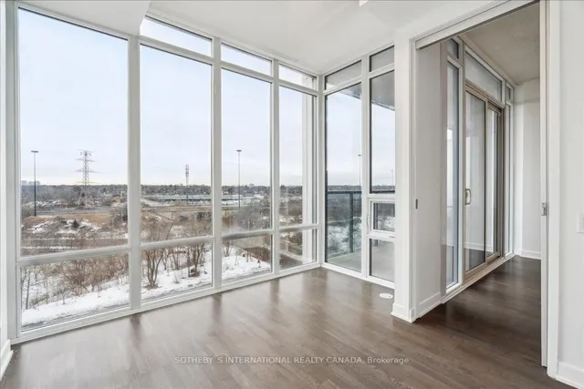 Additional image 29 of 90 Park Lawn Rd Unit 915