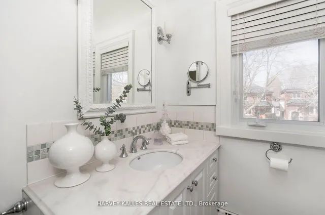 Additional image 29 of 469 Roselawn Ave