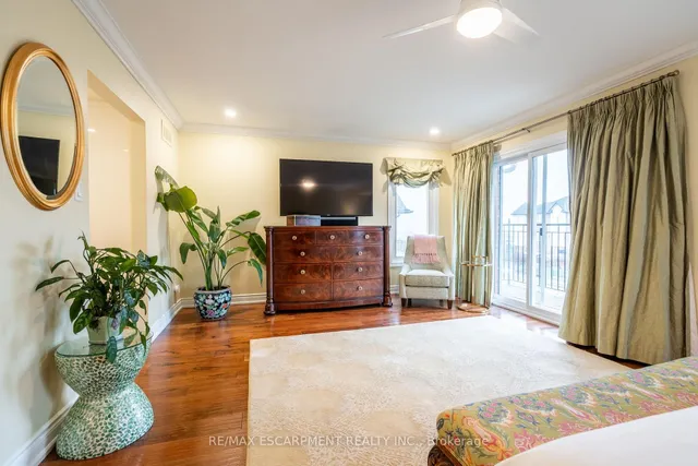 Additional image 25 of 91 Edgewater Dr