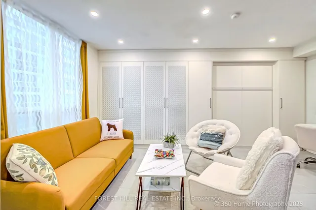 Additional image 9 of 21 HILLCREST Ave Unit 404