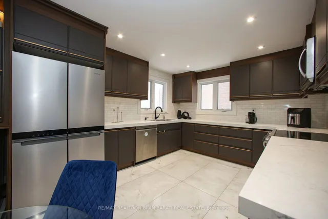 Additional image 14 of 66 Moore Park Ave