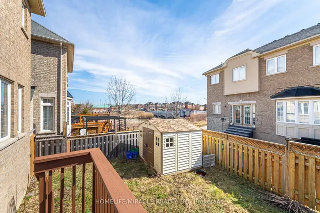 Additional image 36 of 18 Templeton Crt