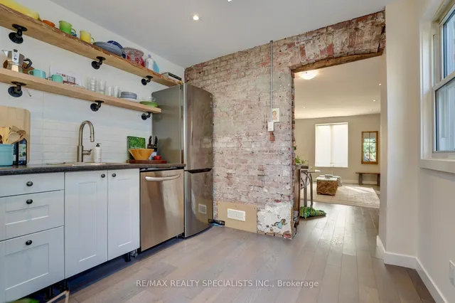 Additional image 22 of 94 Glendale Ave