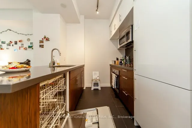 Additional image 22 of 8 Mercer St Unit 318