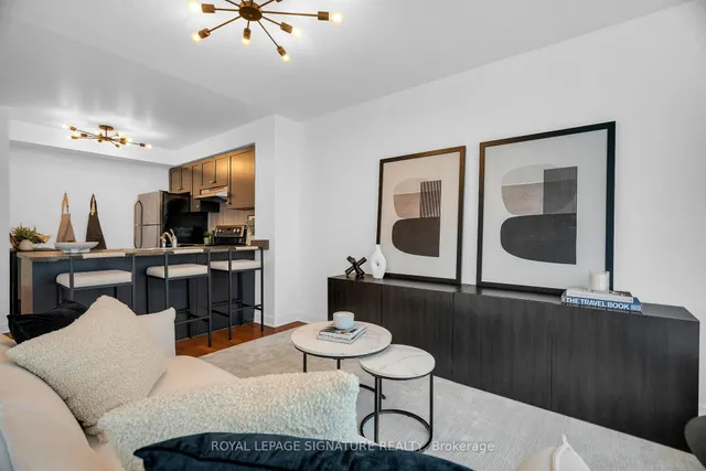 Additional image 21 of 650 Queens Quay Unit 918