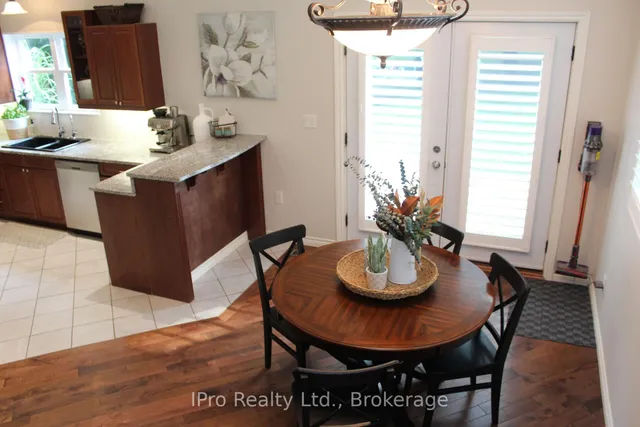 Additional image 13 of 3 Nicol St